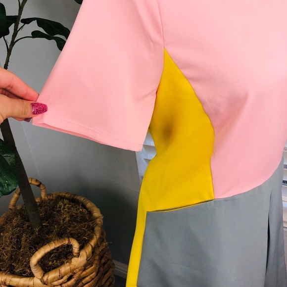 NWOT COLORFUL SHORT SLEEVE LOOSE FITTED DRESS - Picture 4 of 8